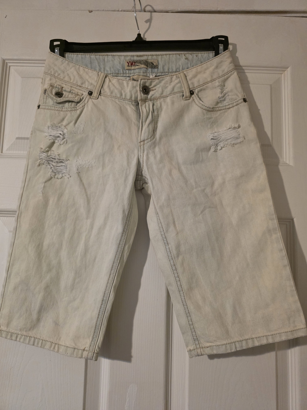 YMI Light Beige Distressed Denim Women's Shorts